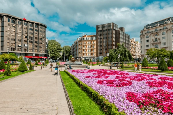 Bilbao, located in the Basque Country, is known for its striking modern architecture, such as the Guggenheim Museum, and its rich industrial history. The city has undergone a transformation in recent years, blending modernity with its deeply rooted traditions.