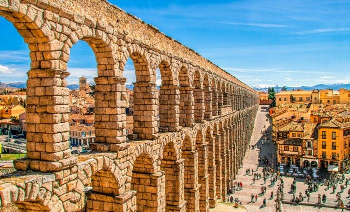 The Roman Aqueduct of Segovia is one of Spain’s most well-preserved ancient monuments. This engineering marvel, constructed around the 1st century AD, supplied water to the city of Segovia for nearly two millennia.