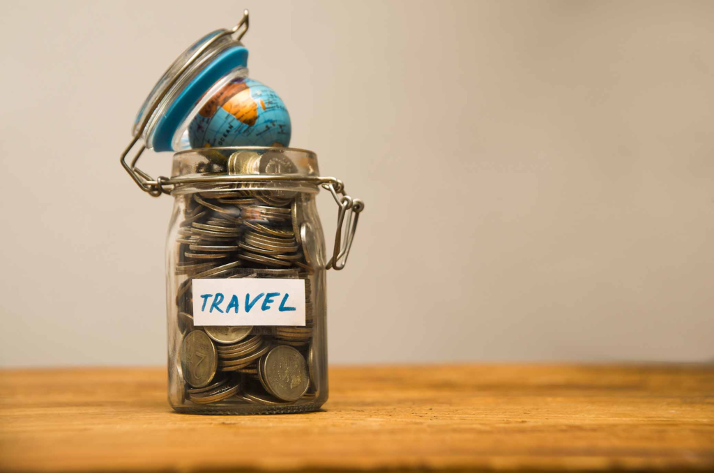 Spain is considered relatively affordable compared to other Western European countries, but costs can vary depending on your travel style and the region you visit. Here's a breakdown of the typical daily budget: