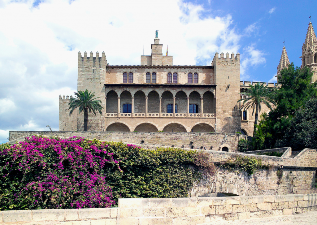 Located next to La Seu Cathedral, the Royal Palace of Almudaina is one of Palma’s most significant historical landmarks. Originally built as a Moorish fortress in the 10th century, the palace was later converted into a residence for the Spanish royal family